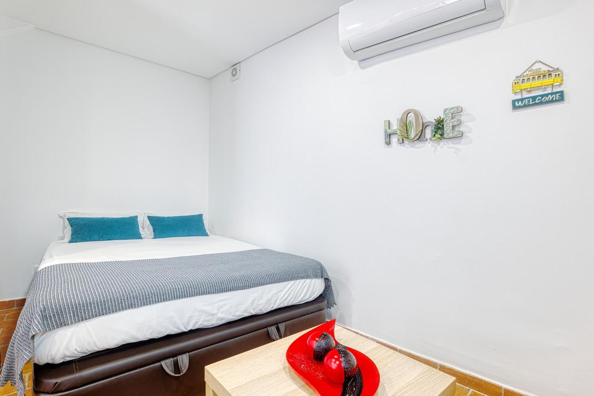 Homey Haven With A Rustic Charm Apartment Lissabon